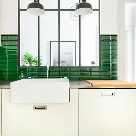 Apartment Plum Guide - The Old Fresco *