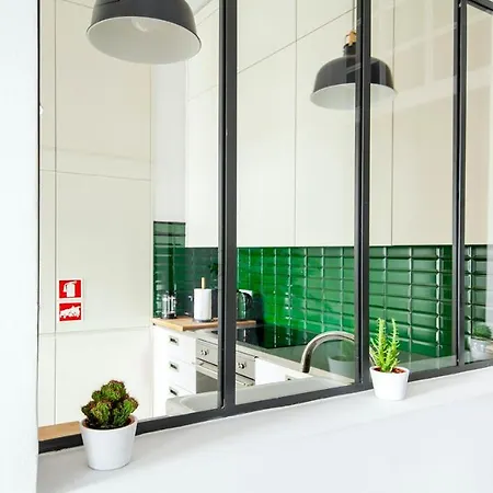 Apartment Plum Guide - The Old Fresco