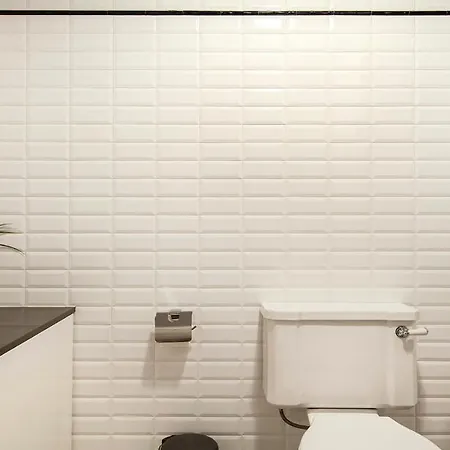 Apartment Plum Guide - The Old Fresco *